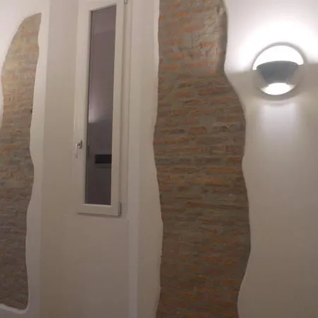 Via D'acqua Al Mulino -city Center- Bo בולוניה