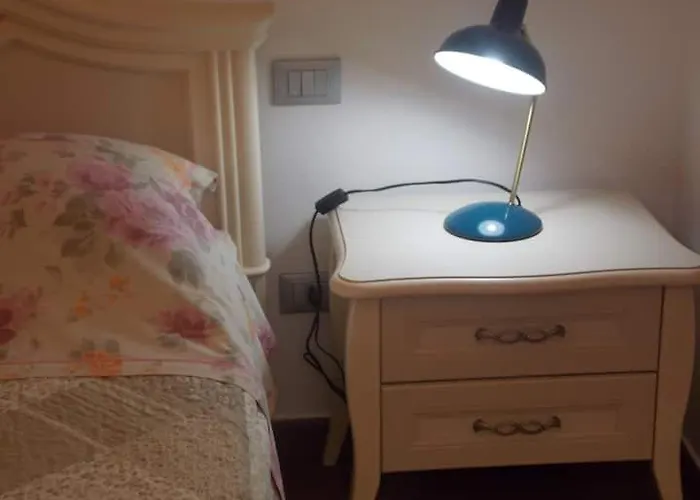 Lägenhet Via D'acqua Al Mulino -city Center- Bo Bologna